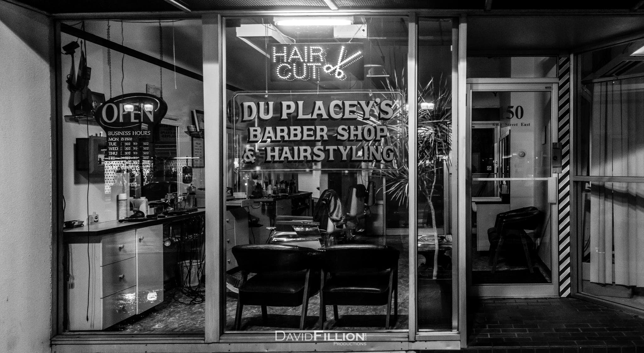 Duplacye's Barbershop - Traditional barbering in downtown Hamilton